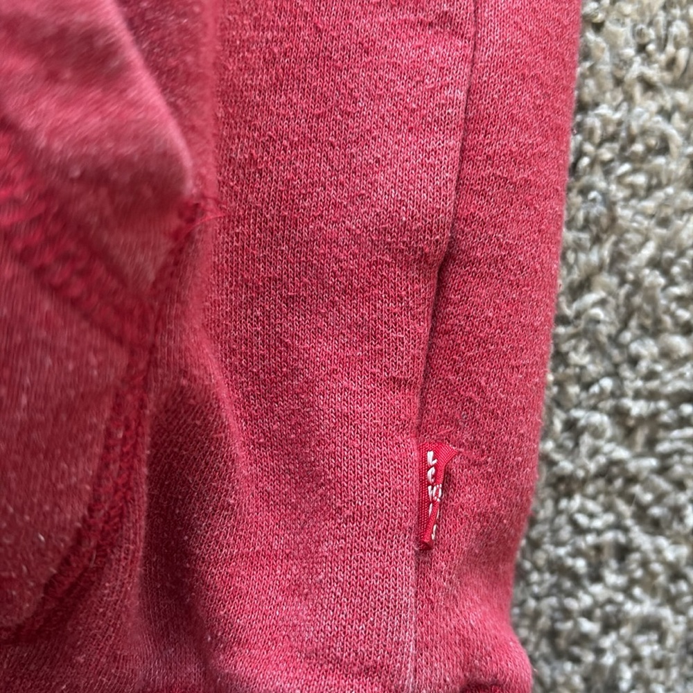 Levi’s Hoodie - Picture 6 of 6